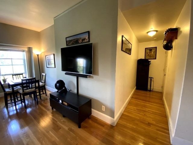 42 West Newton 424, Boston, MA 02118