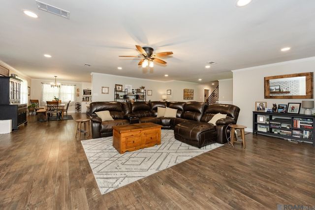 38885 Walker North Rd, Walker, LA 70785