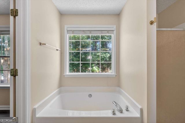 2052 Tallapoosa Drive, Duluth, GA 30097