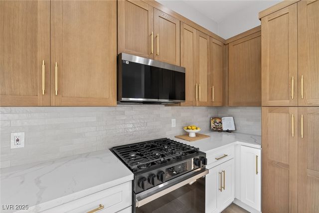 9205 Pitching Wedge Drive, Las Vegas, NV 89134