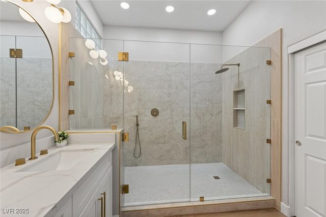 9205 Pitching Wedge Drive, Las Vegas, NV 89134