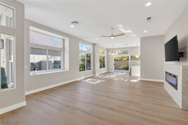 9205 Pitching Wedge Drive, Las Vegas, NV 89134