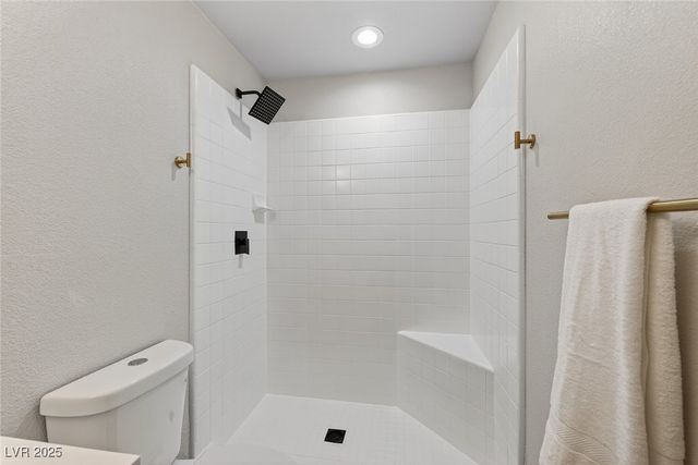 9205 Pitching Wedge Drive, Las Vegas, NV 89134