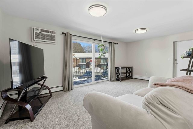 141 Essex D6, Saugus, MA 01906