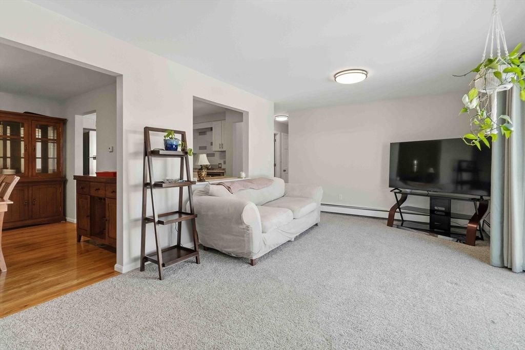 141 Essex D6, Saugus, MA 01906