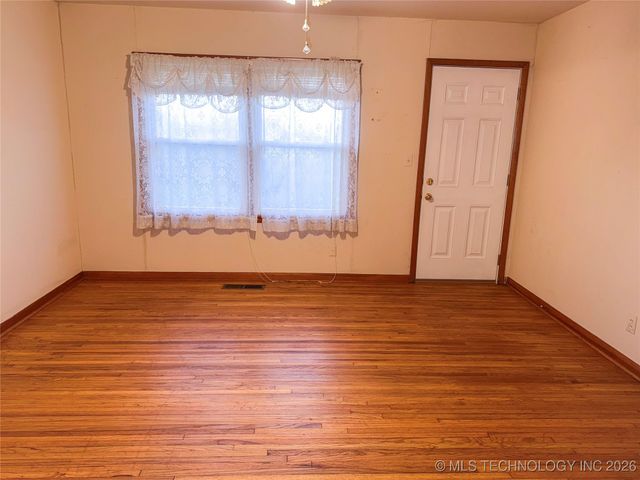 339 Beech Street, Chelsea, OK 74016