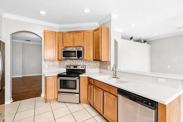 2481 SE Berkshire Boulevard, Port St. Lucie, FL 34952
