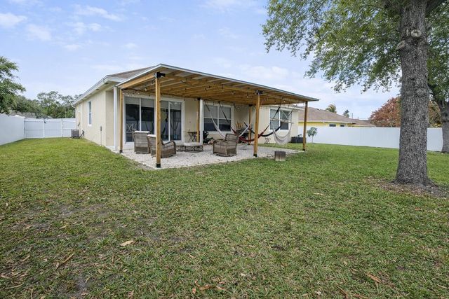 2481 SE Berkshire Boulevard, Port St. Lucie, FL 34952