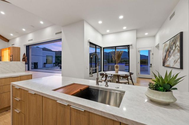 36 Mirada Circle, Rancho Mirage, CA 92270