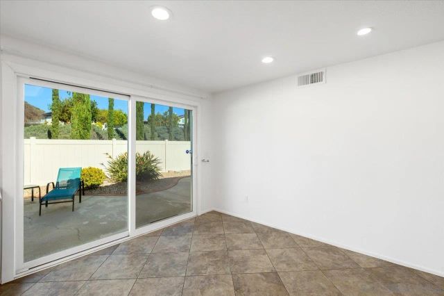 12520 Camberwell Ct, San Diego, CA 92128