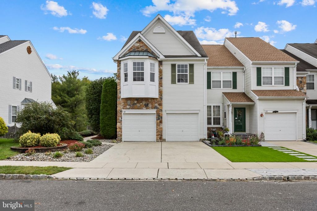 64 THREADLEAF TER, BURLINGTON, NJ 08016 — exterior