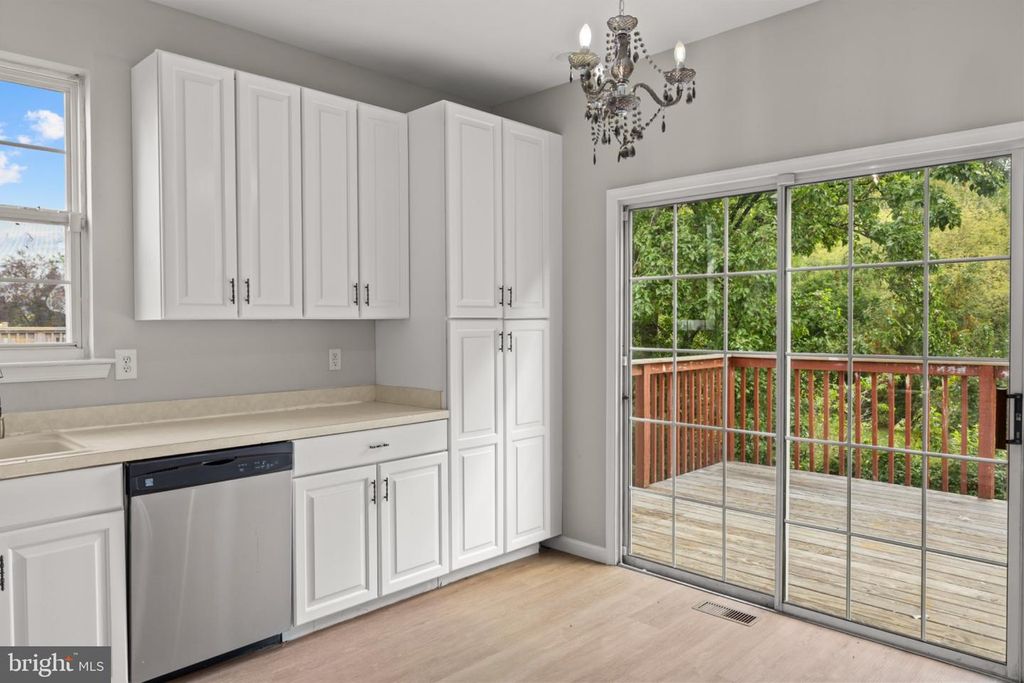 64 THREADLEAF TER, BURLINGTON, NJ 08016 — photo 5