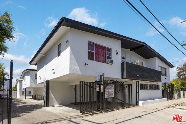 3112 Estara Avenue, Los Angeles, CA 90065