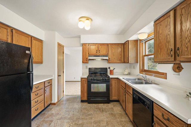 2991 County Hwy MN, Mcfarland, WI 53558
