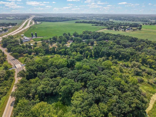 2991 County Hwy MN, Mcfarland, WI 53558