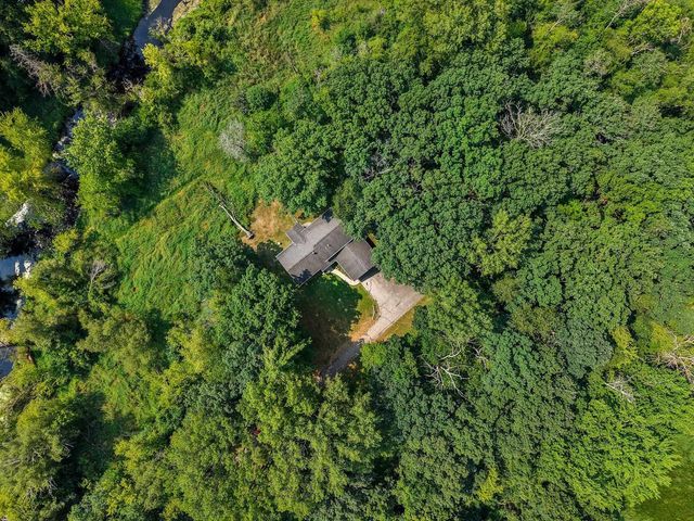 2991 County Hwy MN, Mcfarland, WI 53558