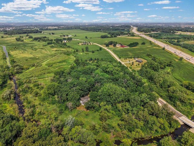 2991 County Hwy MN, Mcfarland, WI 53558