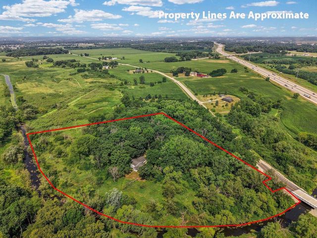 2991 County Hwy MN, Mcfarland, WI 53558