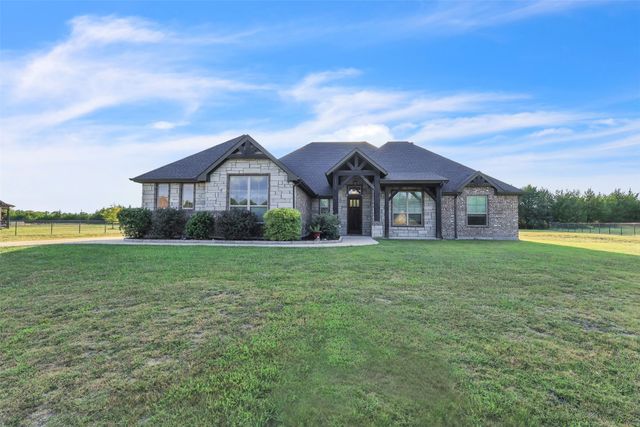 1011 Stephen Court, Farmersville, TX 75442