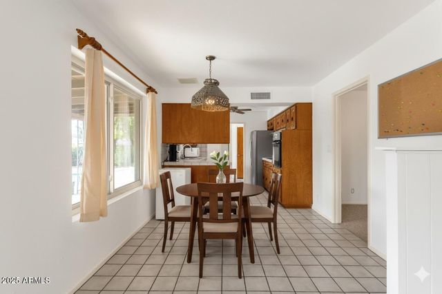 2063 E LA JOLLA Drive, Tempe, AZ 85282