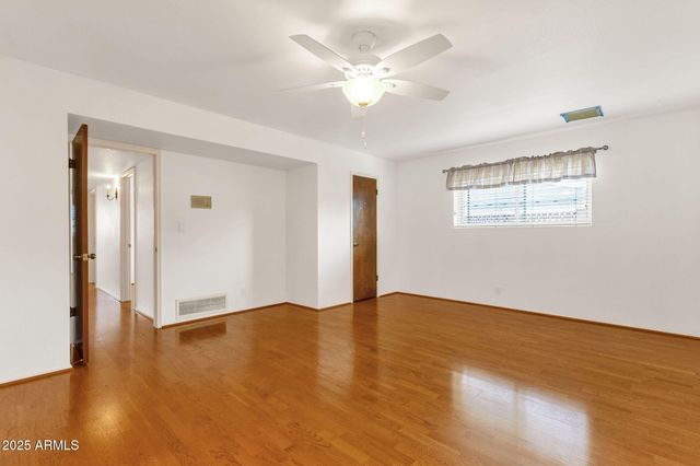 2063 E LA JOLLA Drive, Tempe, AZ 85282