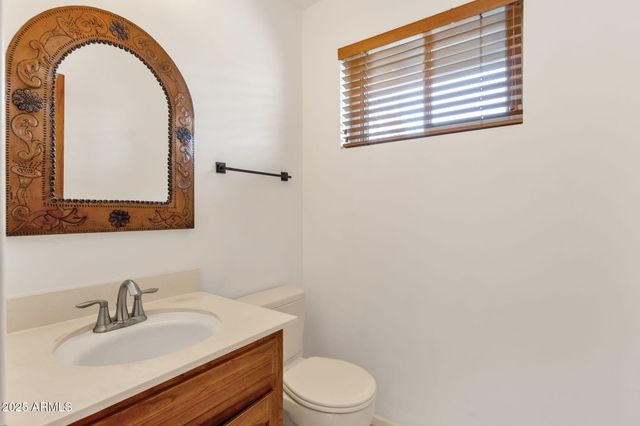 2063 E LA JOLLA Drive, Tempe, AZ 85282