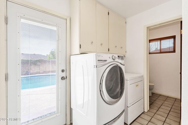 2063 E LA JOLLA Drive, Tempe, AZ 85282