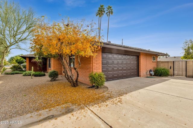 2063 E LA JOLLA Drive, Tempe, AZ 85282