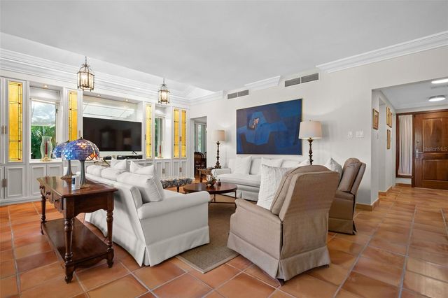 12 THE GREENS, Dorado, PR 00646