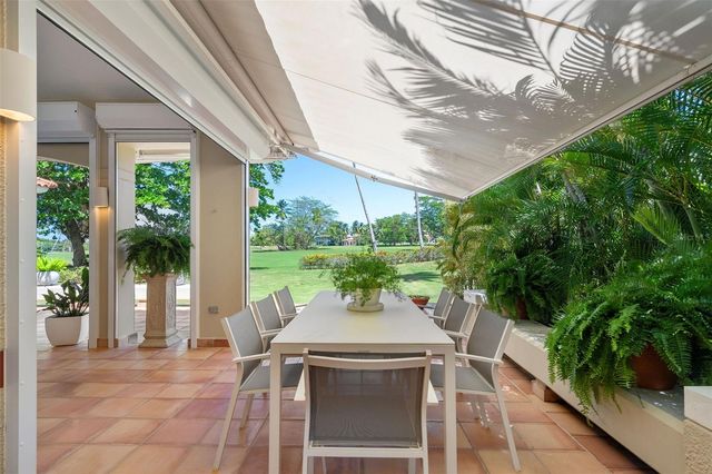 12 THE GREENS, Dorado, PR 00646