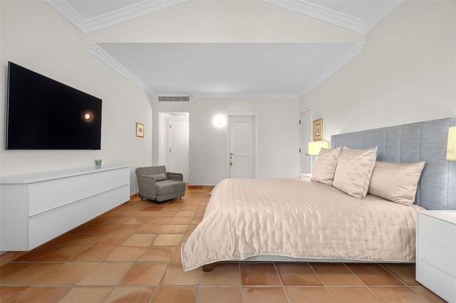 12 THE GREENS, Dorado, PR 00646