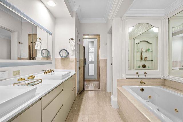 12 THE GREENS, Dorado, PR 00646