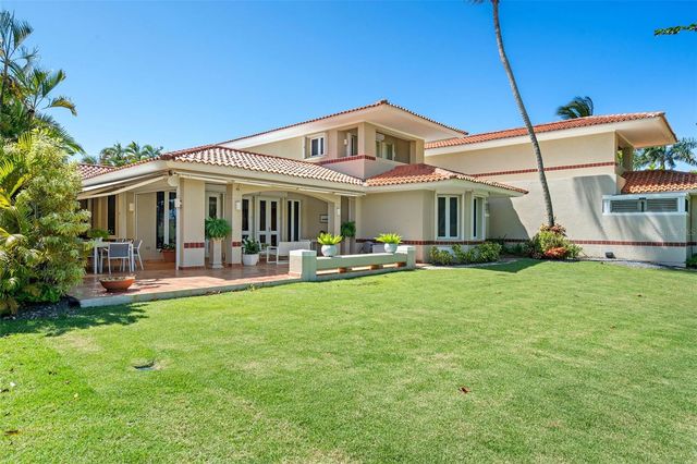 12 THE GREENS, Dorado, PR 00646