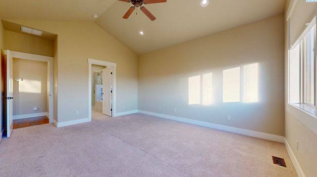 2260 Copperleaf Street, Richland, WA 99352