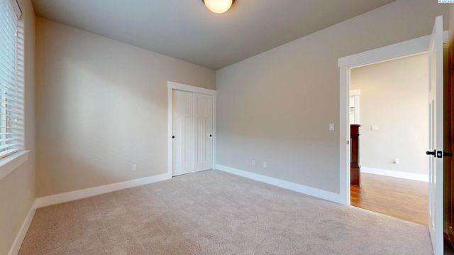 2260 Copperleaf Street, Richland, WA 99352