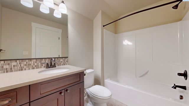 2260 Copperleaf Street, Richland, WA 99352