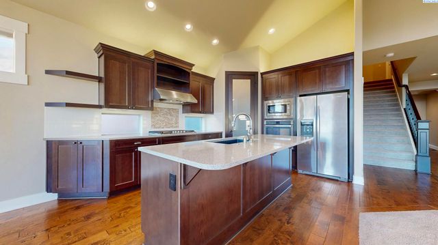 2260 Copperleaf Street, Richland, WA 99352