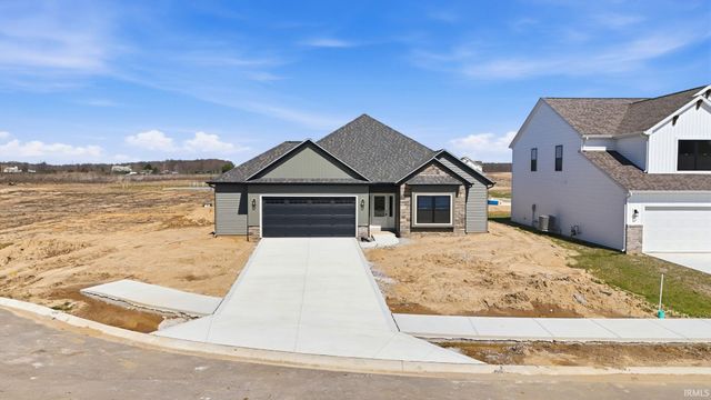 1564 Farm View Court, Huntertown, IN 46748