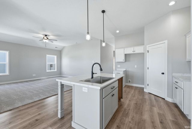 1564 Farm View Court, Huntertown, IN 46748