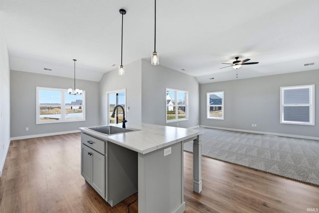 1564 Farm View Court, Huntertown, IN 46748