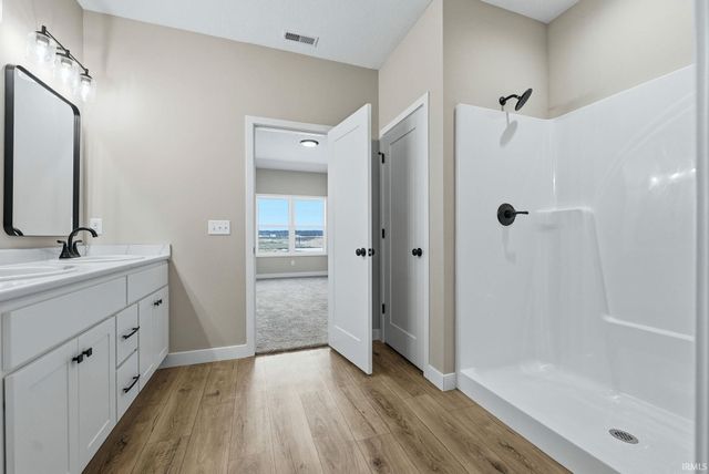 1564 Farm View Court, Huntertown, IN 46748