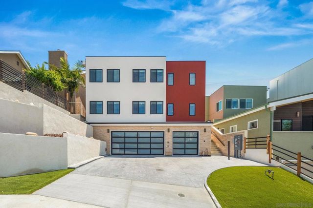 1253 Van Nuys St, San Diego, CA 92109