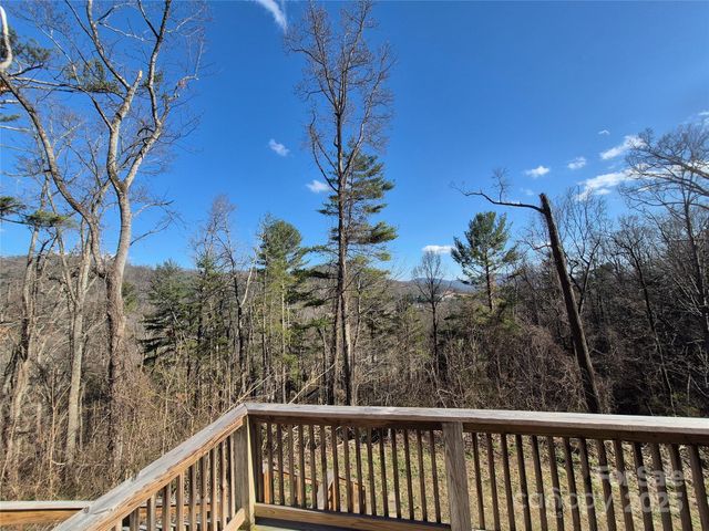 318 Vance Gap Road, Asheville, NC 28804