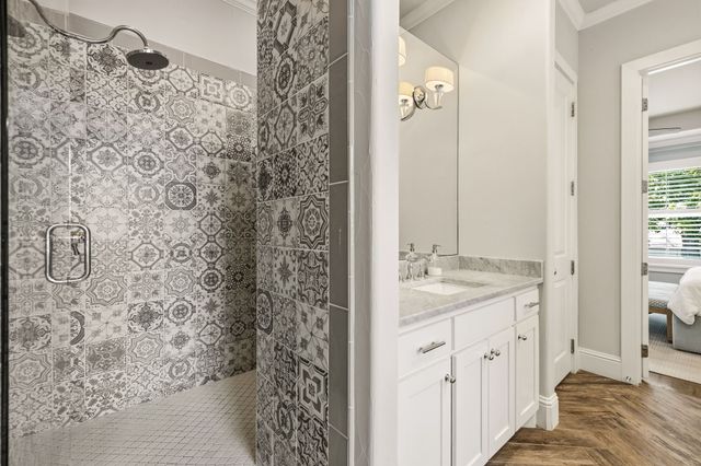 7027 Casa Loma Avenue, Dallas, TX 75214