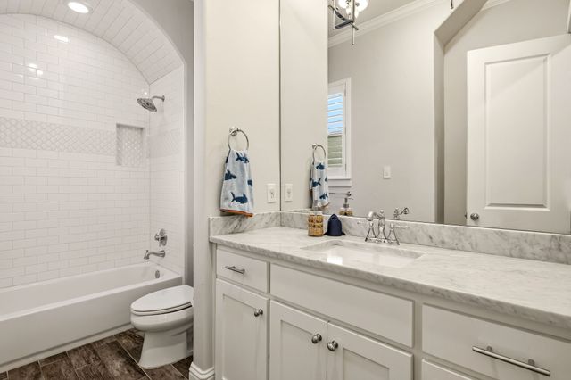 7027 Casa Loma Avenue, Dallas, TX 75214