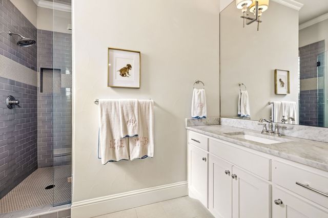 7027 Casa Loma Avenue, Dallas, TX 75214