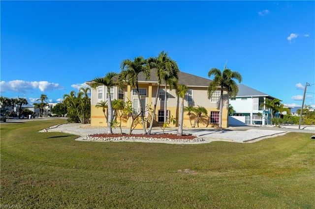 21630 Widgeon TER, Fort Myers Beach, FL 33931