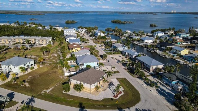 21630 Widgeon TER, Fort Myers Beach, FL 33931