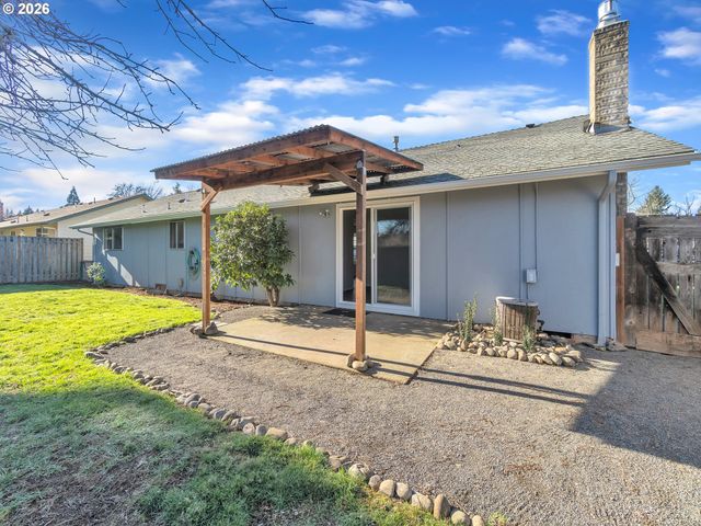 4974 NINA Ave Se, Salem, OR 97302