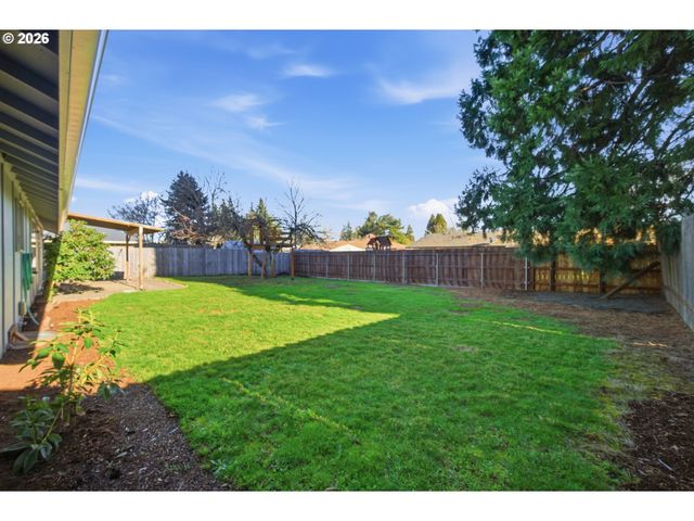 4974 NINA Ave Se, Salem, OR 97302